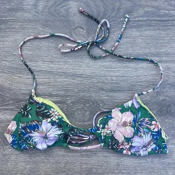 O'Neill Bellamy Floral Madrid Bralette Top - Picture 2 of 12